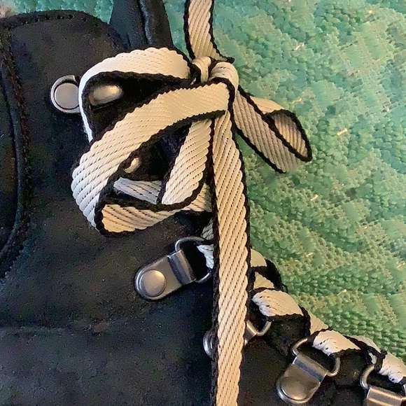 🥾 LADIES BOOTS🥾 - Picture 7 of 8